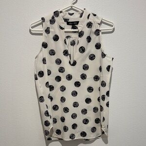 Alex & Alex Black and White polka dot Sleeveless Blouse